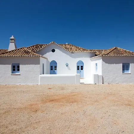 Casa Do Planalto By Patio 25 * Silves